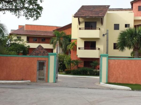 Caribbean Experience Playa Bavaro 1r. Office (02)